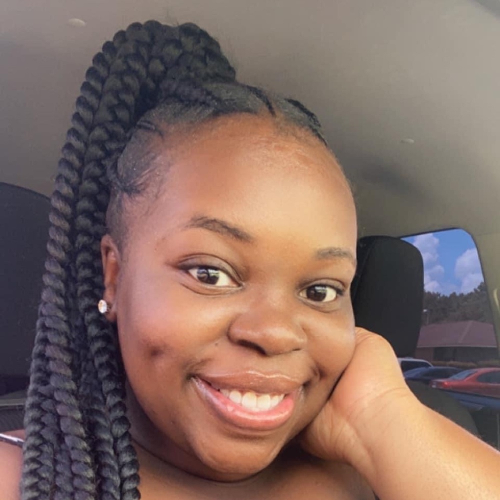 Meet your Posher, Tameeka